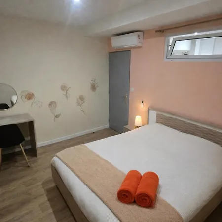 Moderne & Fonctionnel Centre-ville Apartament